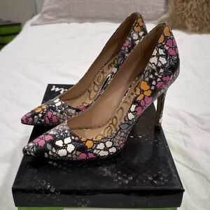 Sam Edelman Hazel Pump Floral Pattern